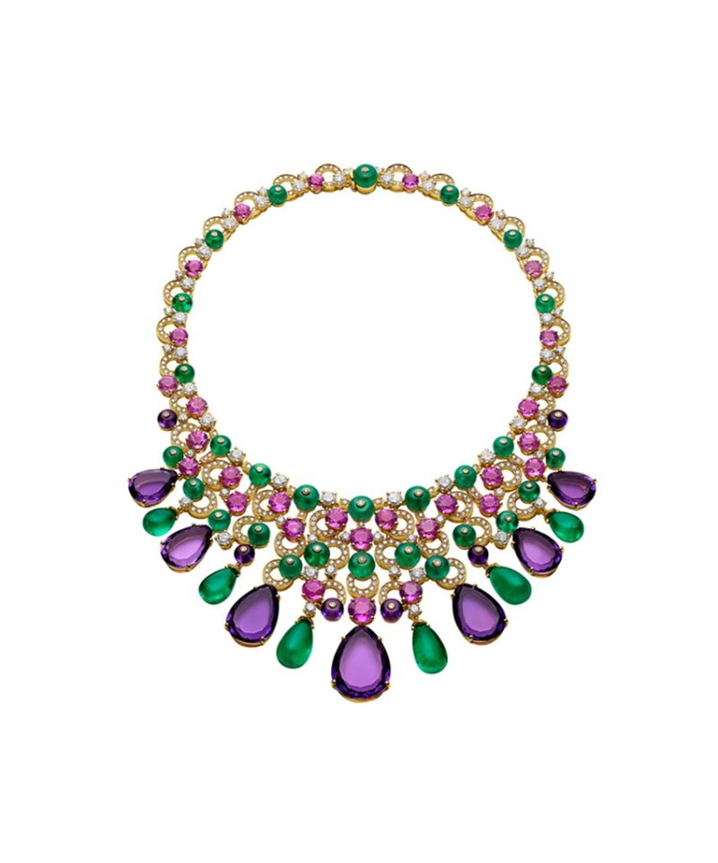 苗族少女紫宝石项链